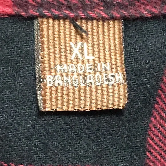 Hobbs Creek Men's Red & Black Buffalo Print Flannel. Good Condition. Size XL. - Picture 10 of 12